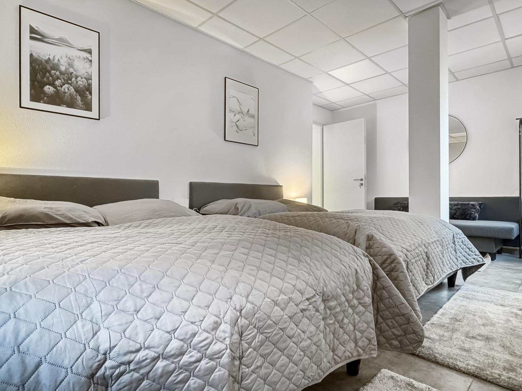 Group Friendly Comfort Central Stuttgart Apartment ภายนอก รูปภาพ