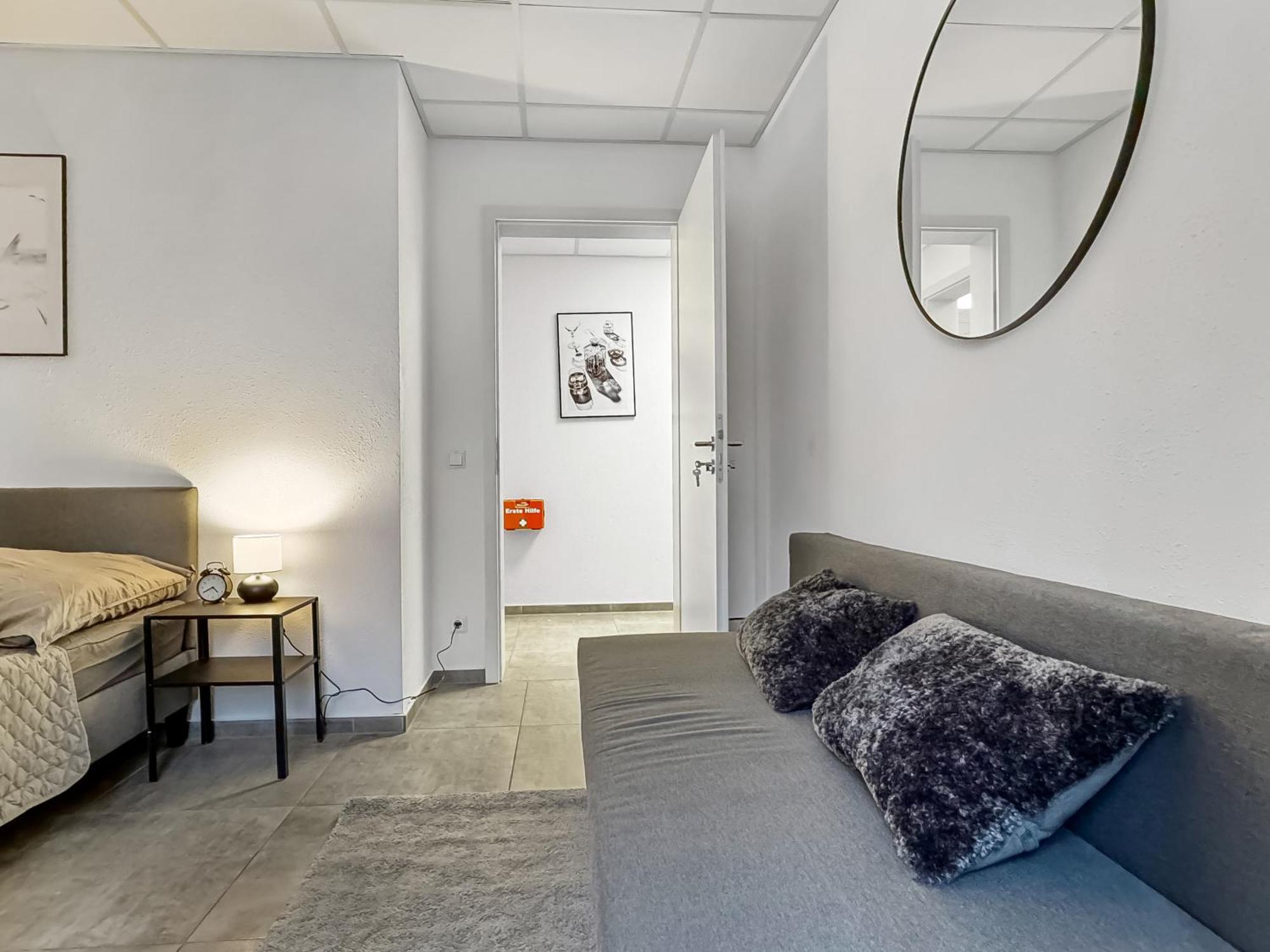Group Friendly Comfort Central Stuttgart Apartment ภายนอก รูปภาพ