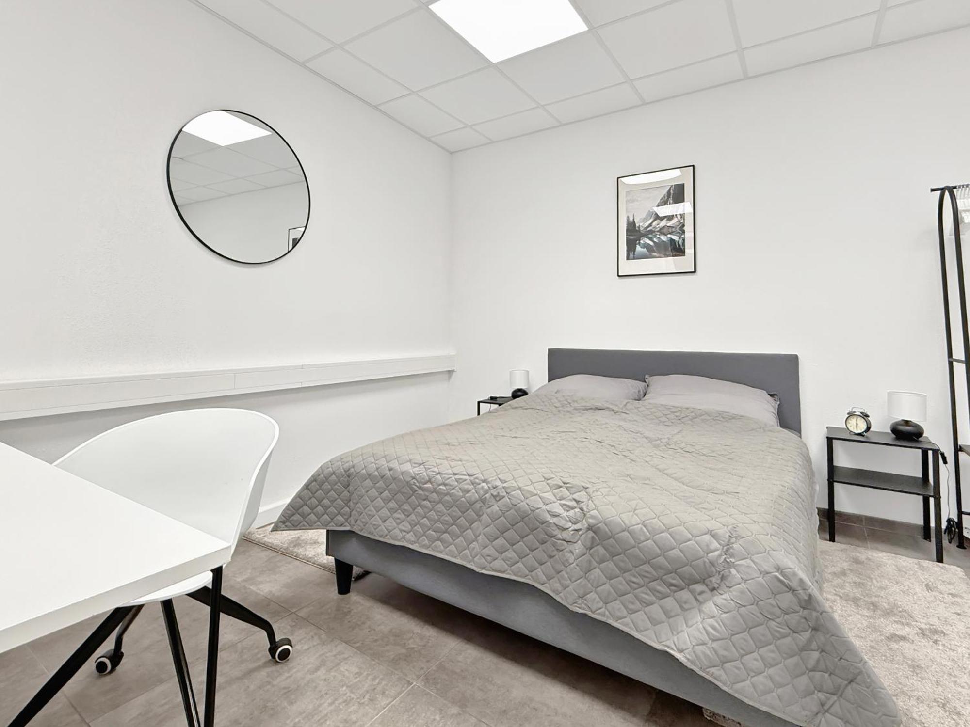 Group Friendly Comfort Central Stuttgart Apartment ภายนอก รูปภาพ